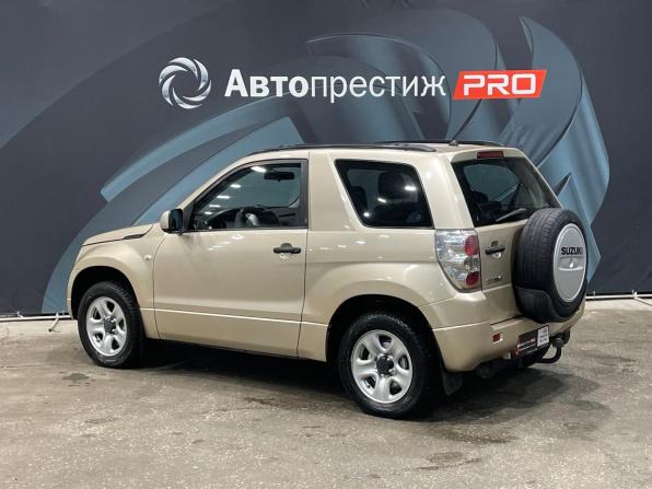 Suzuki Grand Vitara II с пробегом 2006 года, цена 697 000 рублей, 232739 км, внедорожник, Автокод Объявления