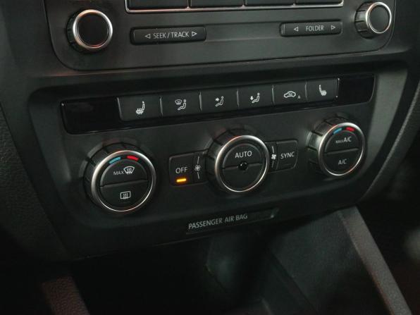Volkswagen Jetta VI с пробегом 2012 года, цена 885 000 рублей, 180592 км, седан, Автокод Объявления