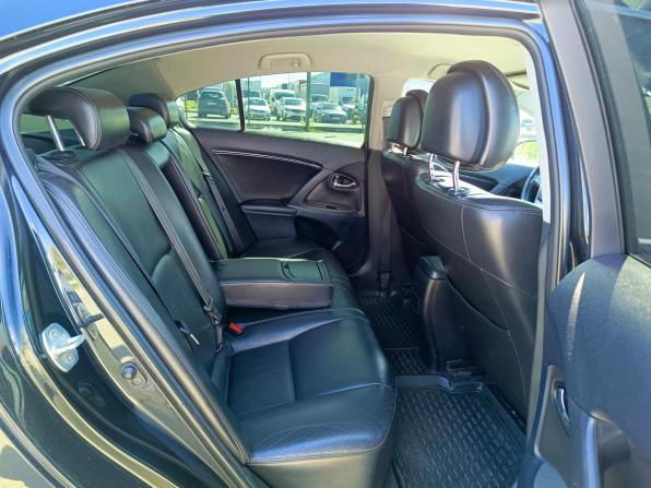 Toyota Avensis III с пробегом 2011 года, цена 892 000 рублей, 353634 км, седан, Автокод Объявления