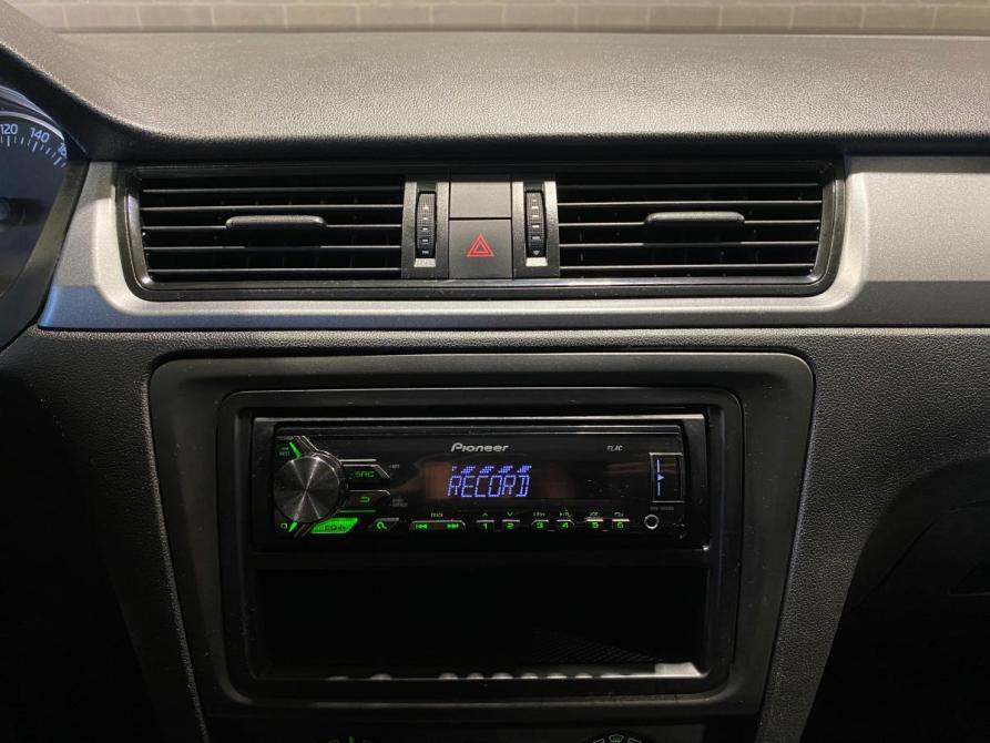 Skoda Rapid I Челябинск  - изображение 12