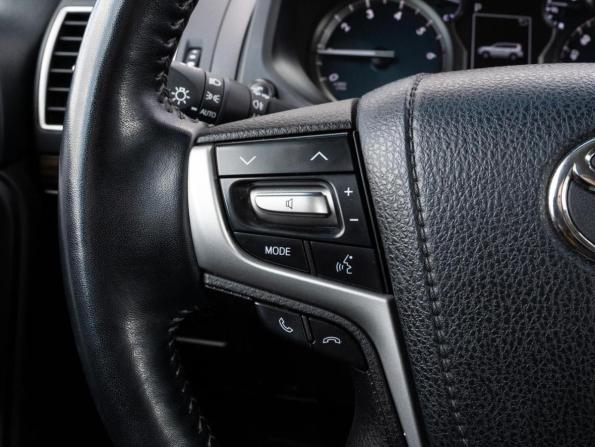 Toyota Land Cruiser Prado 150 Series Рестайлинг 3 с пробегом 2021 года, цена 7 850 000 рублей, 110021 км, внедорожник, Автокод Объявления