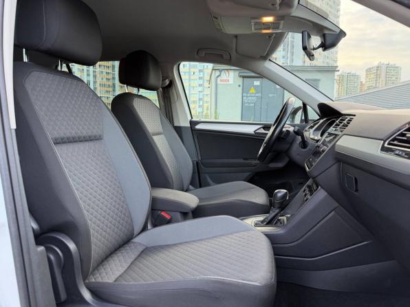 Volkswagen Tiguan II с пробегом 2019 года, цена 1 695 000 рублей, 220000 км, внедорожник, Автокод Объявления