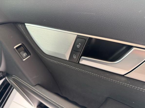Mercedes-Benz C-Класс III (W204) Рестайлинг с пробегом 2014 года, цена 1 175 000 рублей, 143625 км, седан, Автокод Объявления