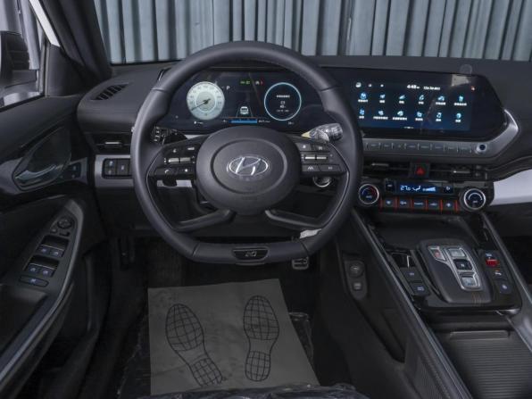 Hyundai Lafesta I Рестайлинг с пробегом 2025 года, цена 3 041 000 рублей, 23 км, седан, Автокод Объявления