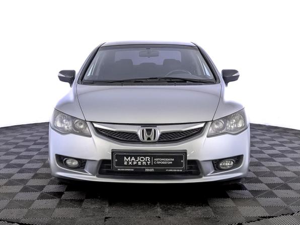 Honda Civic VIII Рестайлинг с пробегом 2009 года, цена 1 060 000 рублей, 157622 км, седан, Автокод Объявления