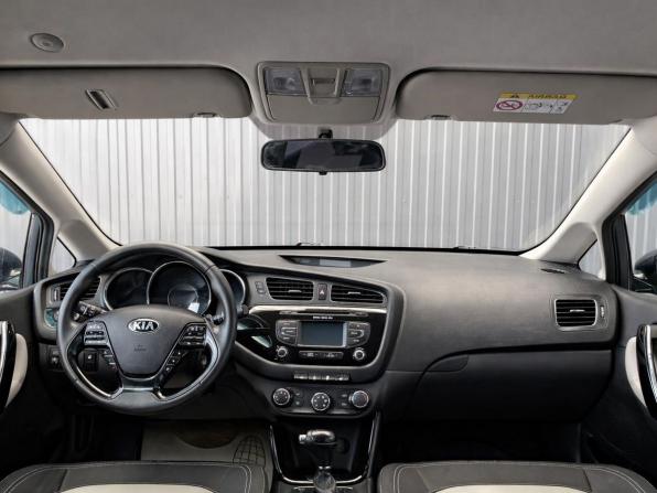 Kia Ceed II с пробегом 2014 года, цена 1 057 000 рублей, 178031 км, хэтчбек, Автокод Объявления