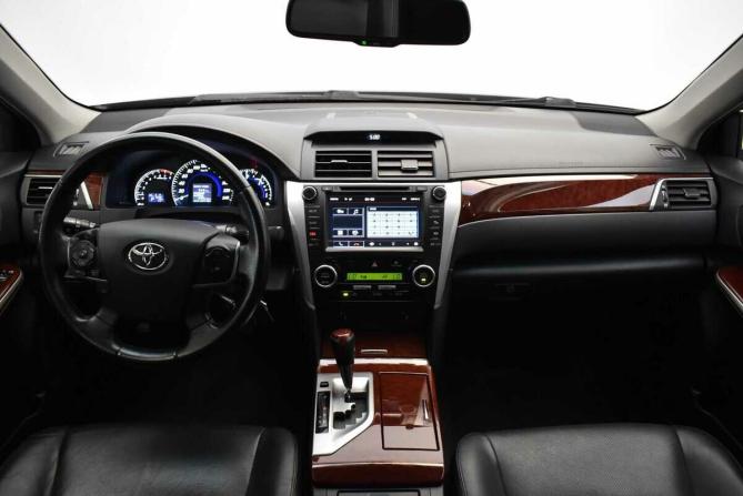 Toyota Camry VII (XV50) с пробегом 2013 года, цена 1 950 000 рублей, 86444 км, седан, Автокод Объявления