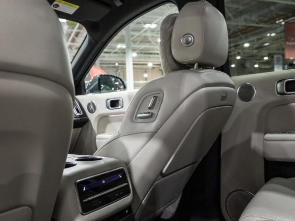 Li Auto (Lixiang) L9 I с пробегом 2024 года, цена 6 499 700 рублей, 63259 км, внедорожник, Автокод Объявления