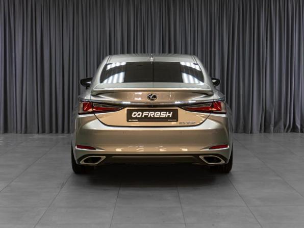 Lexus ES VII с пробегом 2020 года, цена 4 029 000 рублей, 53283 км, седан, Автокод Объявления