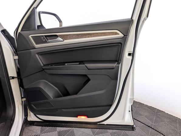Volkswagen Teramont I с пробегом 2019 года, цена 4 350 000 рублей, 35025 км, внедорожник, Автокод Объявления