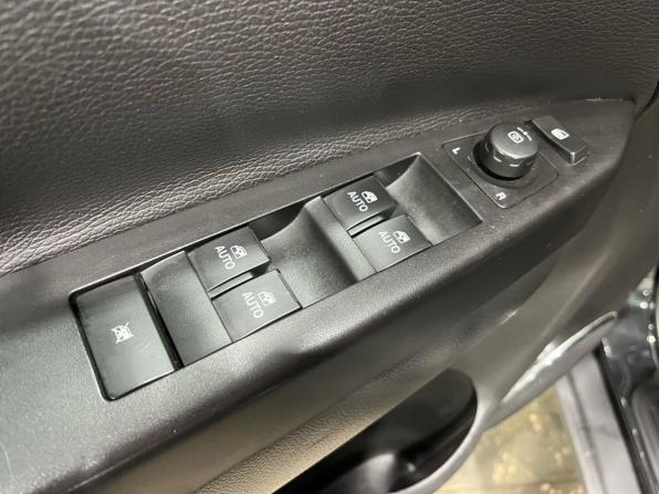 Opel Antara I Рестайлинг с пробегом 2013 года, цена 990 000 рублей, 129750 км, внедорожник, Автокод Объявления