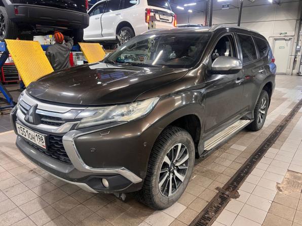 Mitsubishi Pajero Sport III с пробегом 2016 года, цена 2 399 000 рублей, 244668 км, внедорожник, Автокод Объявления