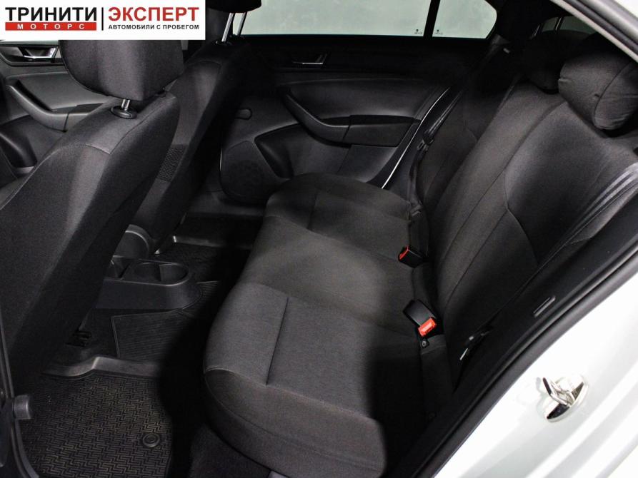 Skoda Rapid I Рестайлинг Белгород  - изображение 16