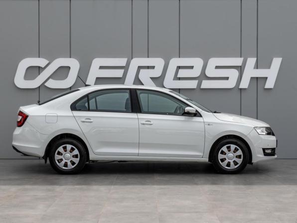 Skoda Rapid I Рестайлинг с пробегом 2019 года, цена 1 277 000 рублей, 109428 км, лифтбек, Автокод Объявления