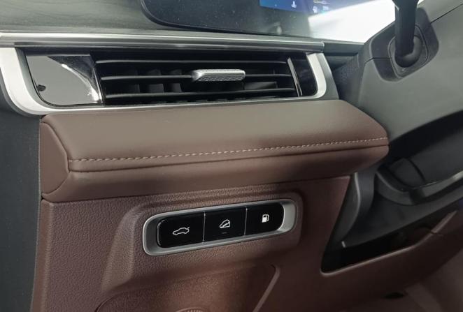 Chery Tiggo 8 Pro Plug-in Hybrid с пробегом 2023 года, цена 2 570 000 рублей, 13750 км, внедорожник, Автокод Объявления