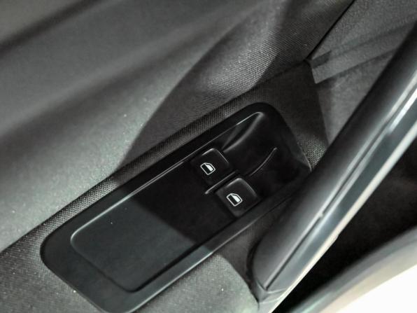 Volkswagen Golf VII с пробегом 2013 года, цена 1 050 000 рублей, 204896 км, хэтчбек, Автокод Объявления