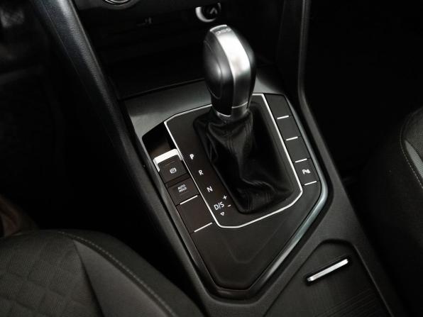 Volkswagen Tiguan II с пробегом 2017 года, цена 1 940 000 рублей, 136817 км, внедорожник, Автокод Объявления