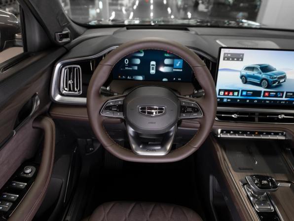 Geely Xingyue L I Рестайлинг 2 с пробегом 2026 года, цена 4 380 000 рублей, 13 км, внедорожник, Автокод Объявления
