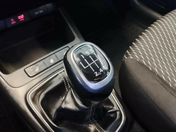Kia Rio IV с пробегом 2017 года, цена 1 349 000 рублей, 100000 км, седан, Автокод Объявления