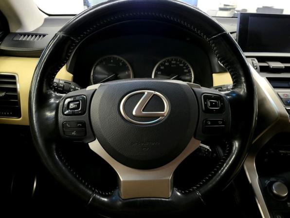 Lexus NX I с пробегом 2016 года, цена 3 068 000 рублей, 140517 км, внедорожник, Автокод Объявления