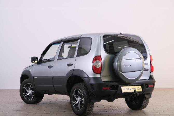 Chevrolet Niva I Рестайлинг с пробегом 2014 года, цена 629 000 рублей, 136000 км, внедорожник, Автокод Объявления