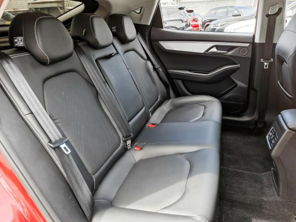 JAC J7 I с пробегом 2023 года, цена 1 199 000 рублей, 80148 км, хэтчбек, Автокод Объявления