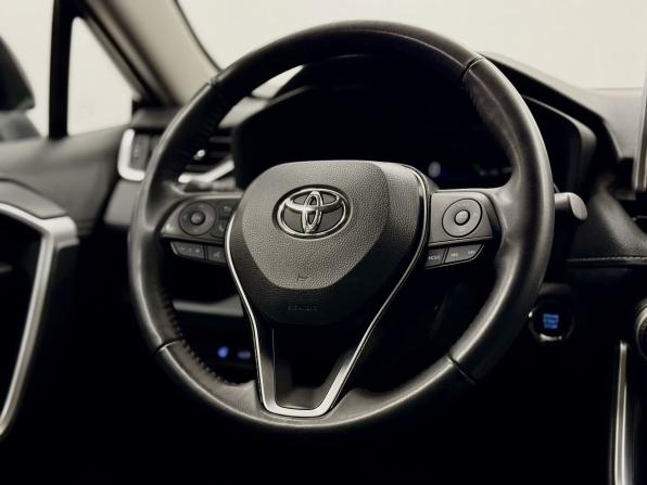 Toyota RAV4 V (XA50) с пробегом 2021 года, цена 4 525 000 рублей, 21003 км, внедорожник, Автокод Объявления