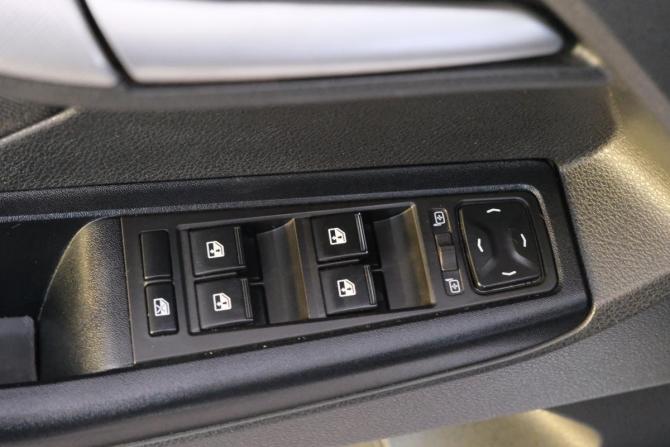 Lada (ВАЗ) Vesta I с пробегом 2019 года, цена 1 189 000 рублей, 136000 км, седан, Автокод Объявления