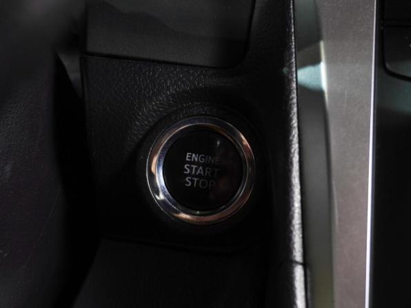Toyota Camry VII (XV50) Рестайлинг с пробегом 2016 года, цена 2 229 000 рублей, 113165 км, седан, Автокод Объявления
