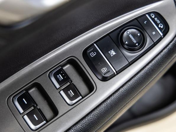 Kia Optima IV Рестайлинг с пробегом 2019 года, цена 1 298 000 рублей, 194181 км, седан, Автокод Объявления