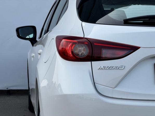 Mazda 3 III (BM) с пробегом 2014 года, цена 1 370 000 рублей, 137000 км, хэтчбек, Автокод Объявления