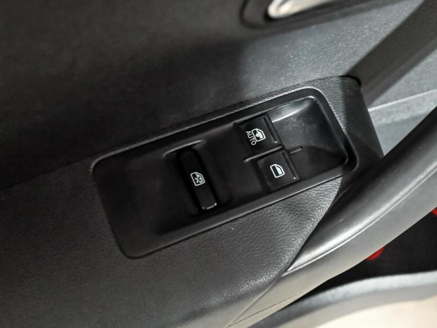 Volkswagen Polo V Рестайлинг Екатеринбург  - изображение 12