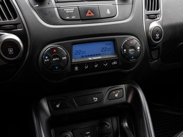 Hyundai ix35 I Рестайлинг с пробегом 2015 года, цена 1 690 000 рублей, 102162 км, внедорожник, Автокод Объявления