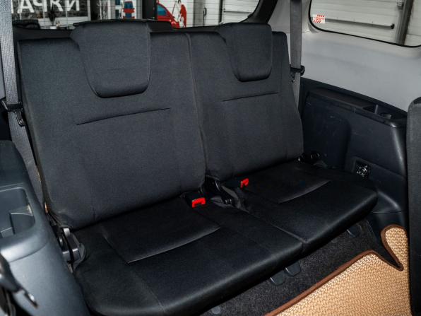 Toyota Wish II Рестайлинг с пробегом 2015 года, цена 1 435 000 рублей, 198321 км, минивэн, Автокод Объявления