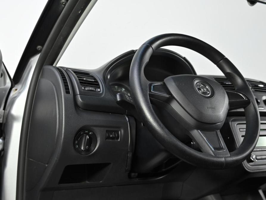 Skoda Fabia II Рестайлинг Москва  - изображение 8