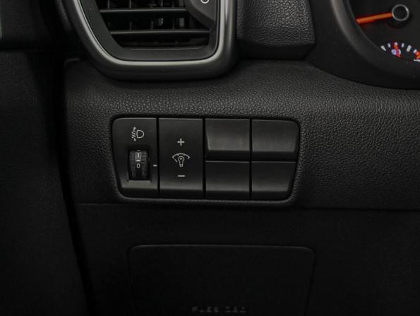 Kia Sportage IV Рестайлинг с пробегом 2018 года, цена 2 439 000 рублей, 98697 км, внедорожник, Автокод Объявления