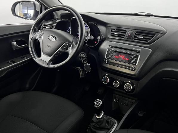 Kia Rio III Рестайлинг с пробегом 2015 года, цена 850 000 рублей, 248768 км, седан, Автокод Объявления