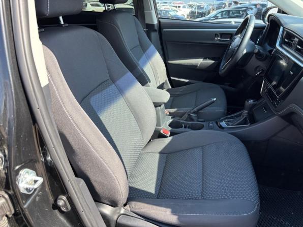 Toyota Corolla XI (E160 E170 E180) Рестайлинг 1 с пробегом 2016 года, цена 1 290 000 рублей, 93000 км, седан, Автокод Объявления