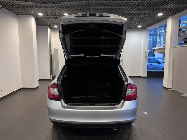 Skoda Rapid I Рестайлинг с пробегом 2018 года, цена 1 093 000 рублей, 201030 км, лифтбек, Автокод Объявления