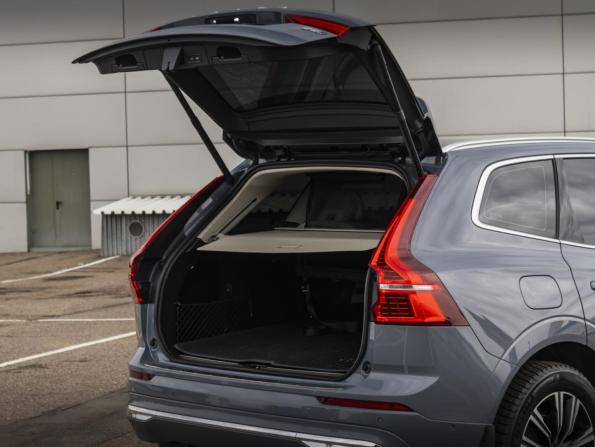 Volvo XC60 II Рестайлинг с пробегом 2021 года, цена 4 629 000 рублей, 76000 км, внедорожник, Автокод Объявления