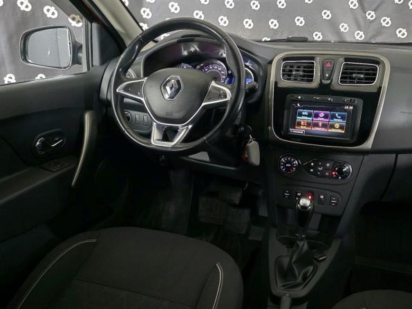 Renault Sandero II Рестайлинг с пробегом 2018 года, цена 985 000 рублей, 126666 км, хэтчбек, Автокод Объявления