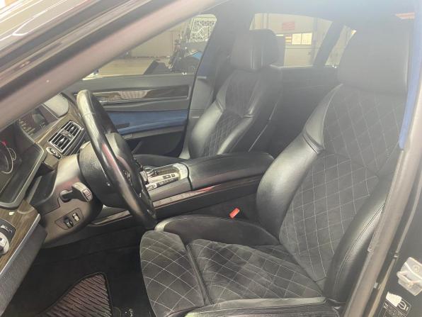 BMW 7 серии V (F01/F02/F04) Рестайлинг с пробегом 2014 года, цена 2 625 000 рублей, 236704 км, седан, Автокод Объявления