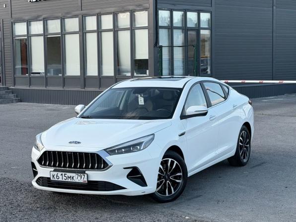 JAC J7 I с пробегом 2023 года, цена 1 050 000 рублей, 135000 км, лифтбек, Автокод Объявления
