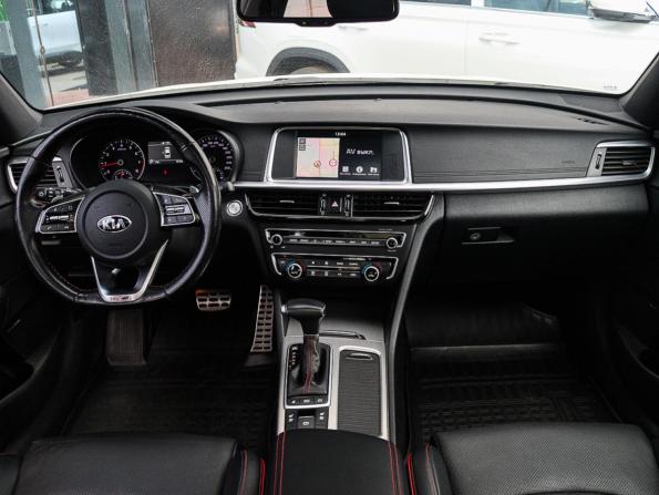 Kia Optima IV Рестайлинг с пробегом 2018 года, цена 2 600 000 рублей, 81679 км, седан, Автокод Объявления