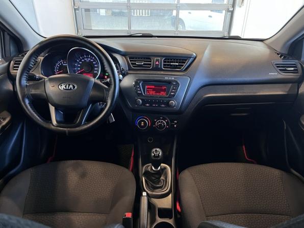 Kia Rio III с пробегом 2015 года, цена 695 000 рублей, 157658 км, седан, Автокод Объявления