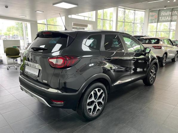 Renault Kaptur I с пробегом 2018 года, цена 1 548 000 рублей, 137000 км, внедорожник, Автокод Объявления