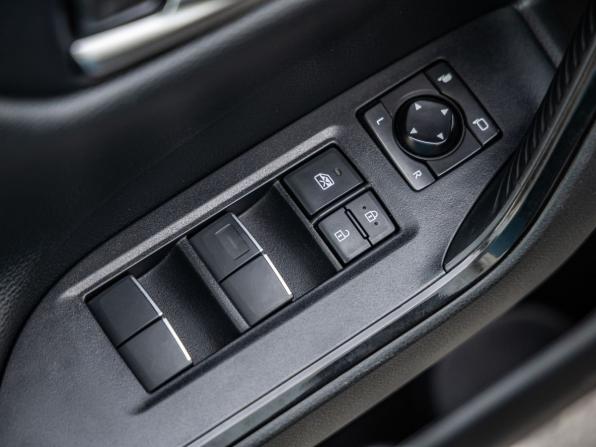 Toyota RAV4 V (XA50) с пробегом 2020 года, цена 3 598 000 рублей, 78681 км, внедорожник, Автокод Объявления