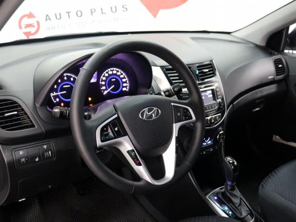 Hyundai Solaris I Рестайлинг с пробегом 2015 года, цена 1 109 000 рублей, 119222 км, седан, Автокод Объявления