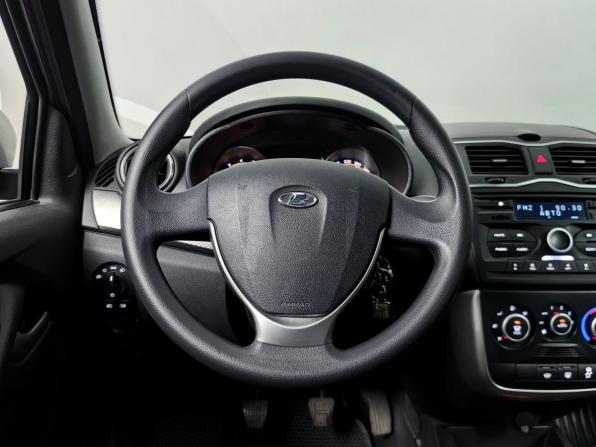 Lada (ВАЗ) Granta I Рестайлинг с пробегом 2019 года, цена 489 000 рублей, 207467 км, седан, Автокод Объявления