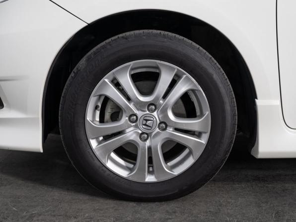 Honda Fit Shuttle I с пробегом 2012 года, цена 980 500 рублей, 127870 км, универсал, Автокод Объявления
